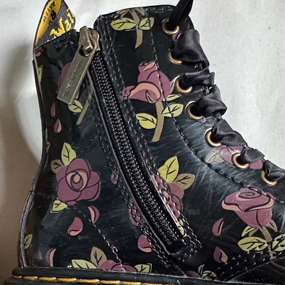 Dr. Martens | 1460 Pascal J Boots | Decayed Rose Child US 13 - Picture 15 of 16